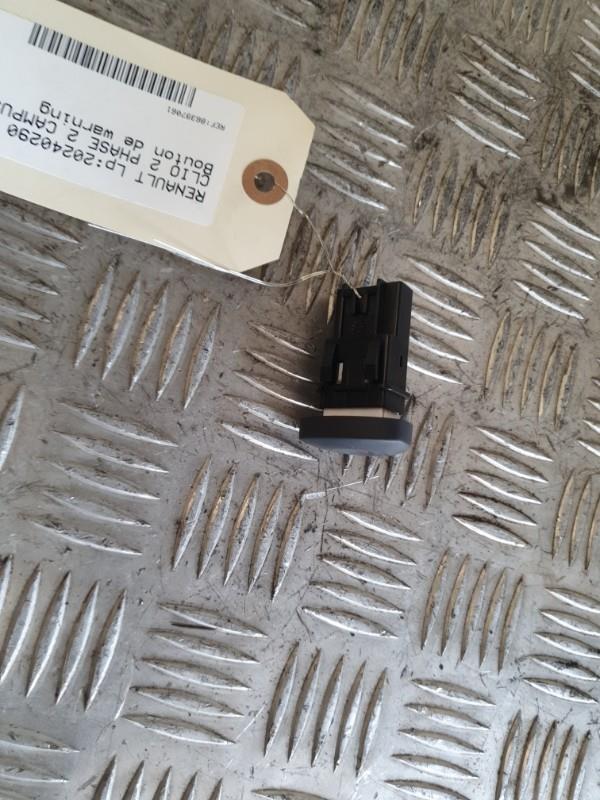 Bouton de warning RENAULT CLIO 2 PHASE 2 Essence - 1