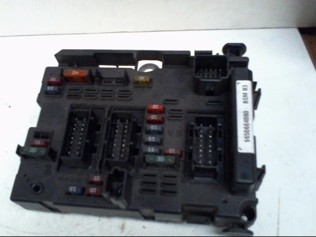 Boitier servitude moteur (BSM) PEUGEOT 206 PHASE 1 Diesel - 1