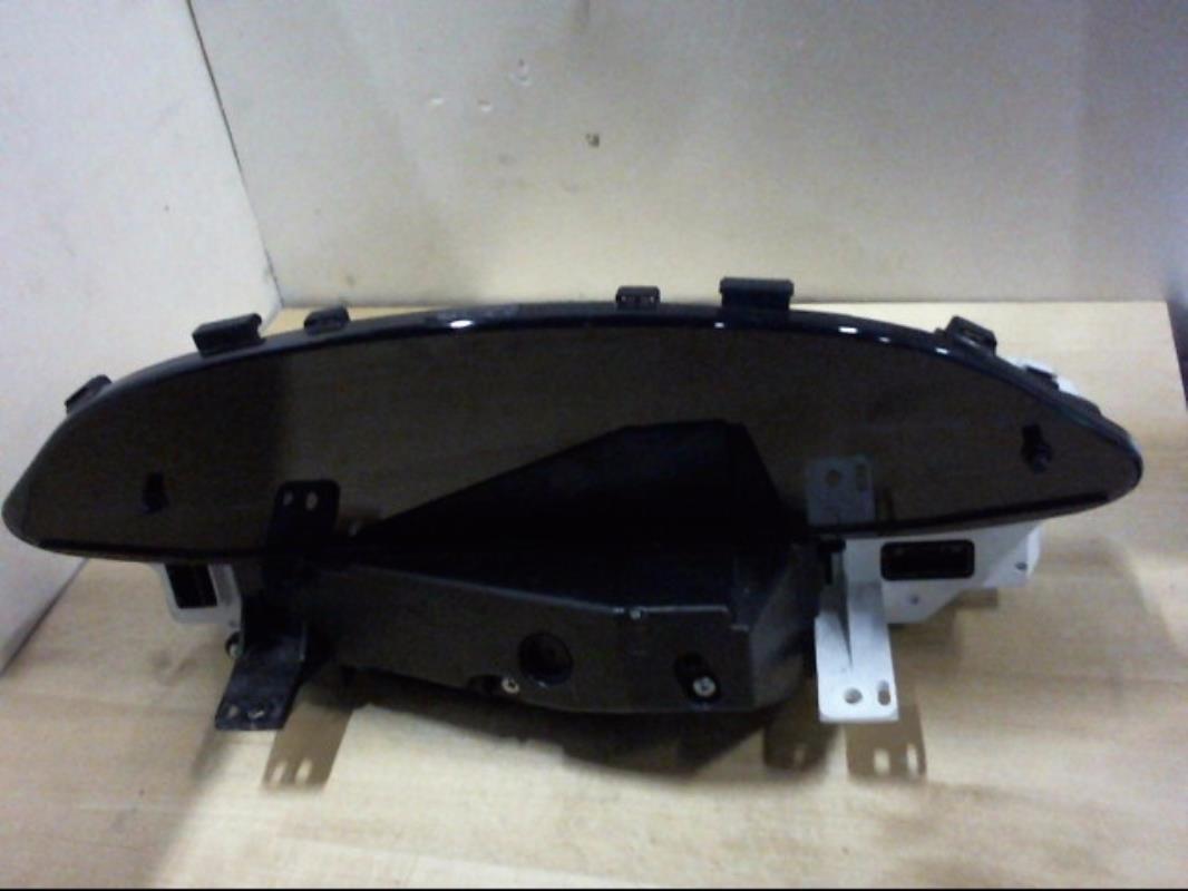 Compteur TOYOTA YARIS 2 PHASE 2 Diesel - 1
