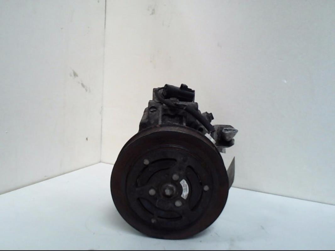 Compresseur clim TOYOTA COROLLA 10 PHASE 2 Diesel - 1