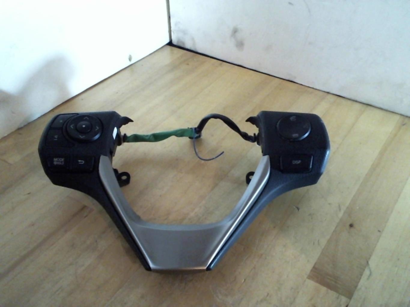 Commande autoradio TOYOTA RAV4 4 PHASE 1 Diesel - 1