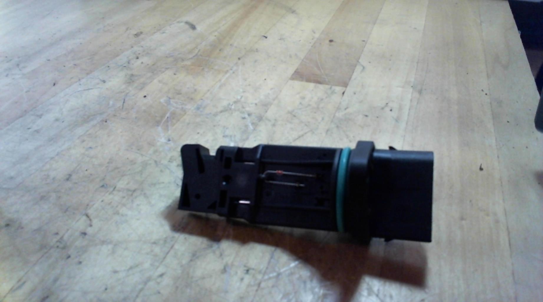 Debitmetre BMW SERIE 3 E46 COMPACT PHASE 1 Essence - 1