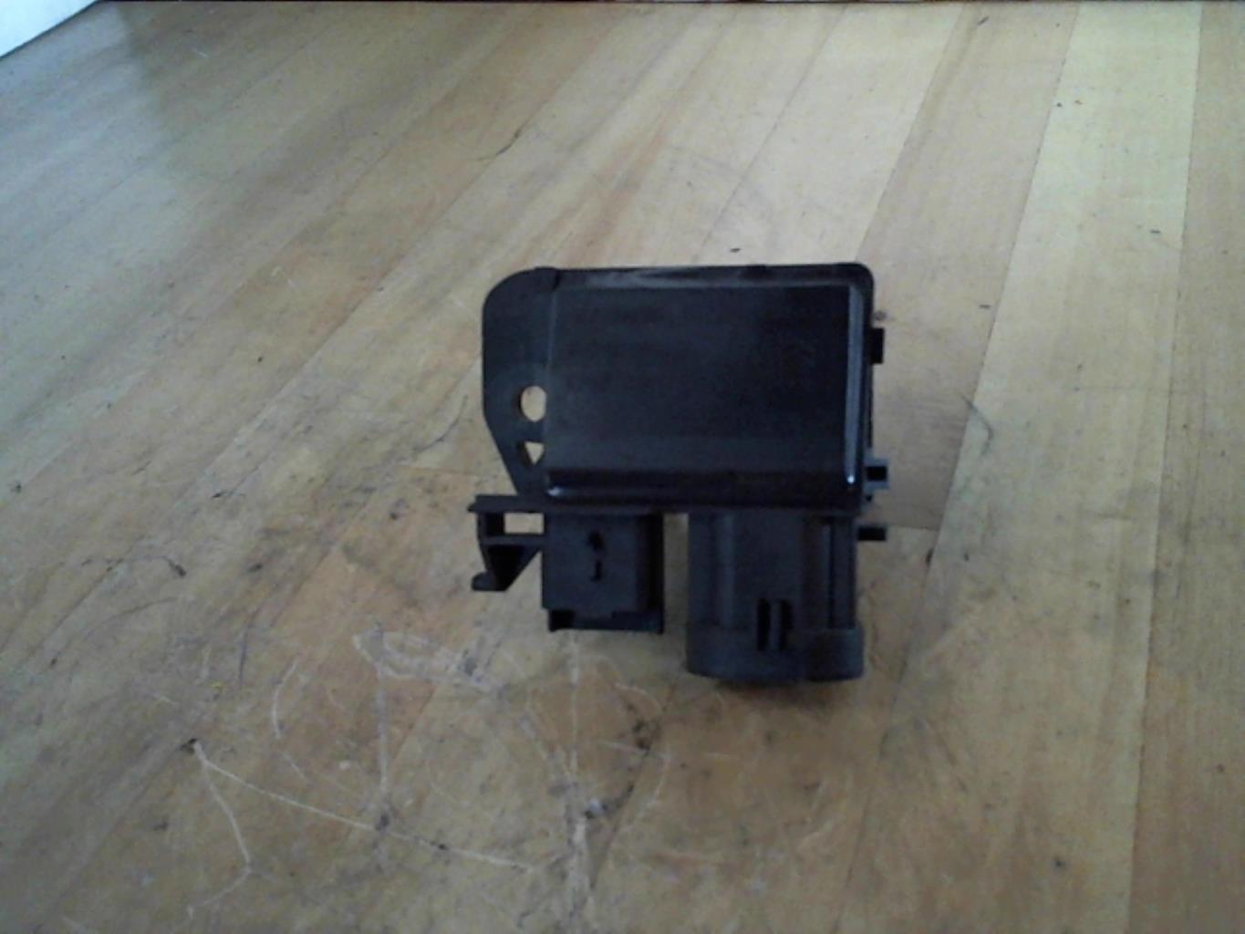 Relais electrique PEUGEOT 5008 1 PHASE 2 Diesel - 1