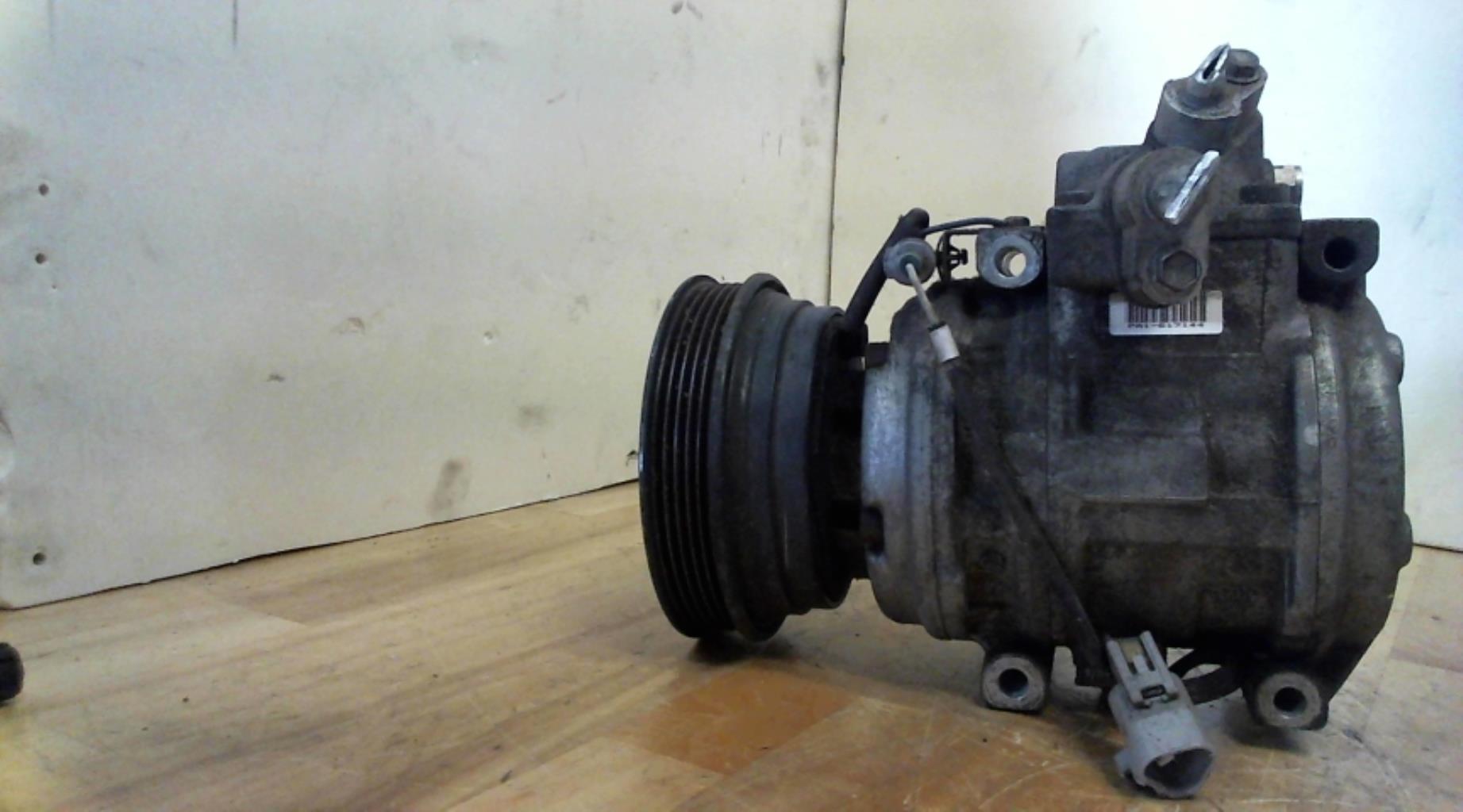 Compresseur clim TOYOTA RAV4 1 PHASE 2 Essence - 1