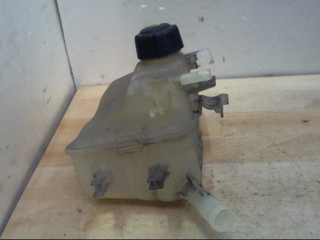 Vase d'expansion RENAULT MEGANE 3 PHASE 1 Diesel - 1