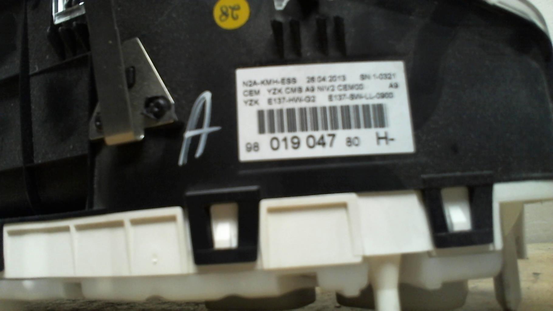 Compteur PEUGEOT 208 1 PHASE 1 Essence - 1