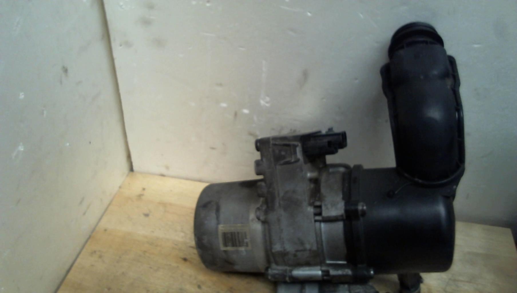 Pompe de direction PEUGEOT 508 1 PHASE 1 Diesel - 1