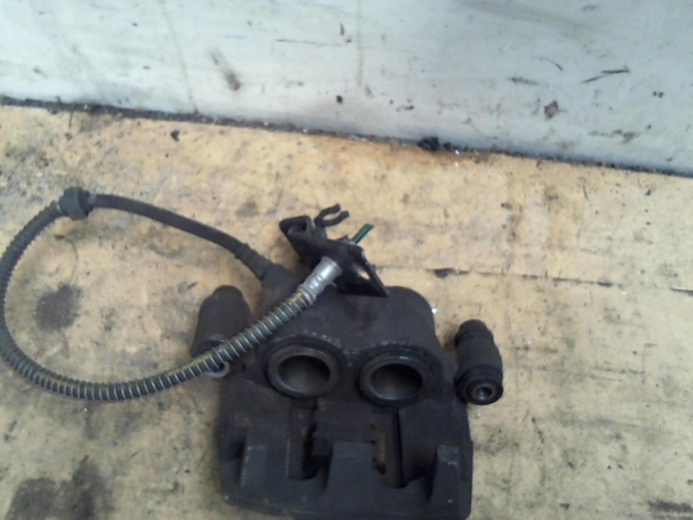 Etrier avant gauche (freinage) RENAULT MASTER 2 PHASE 3 Diesel - 1