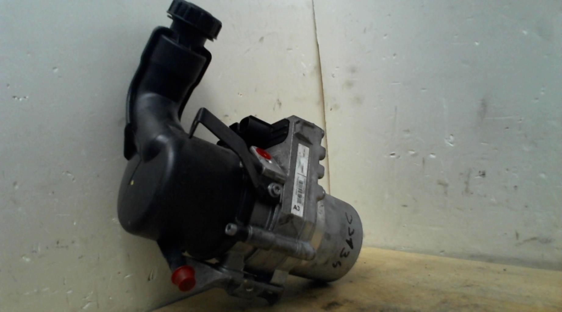 Pompe de direction PEUGEOT 508 1 PHASE 2 Diesel - 1
