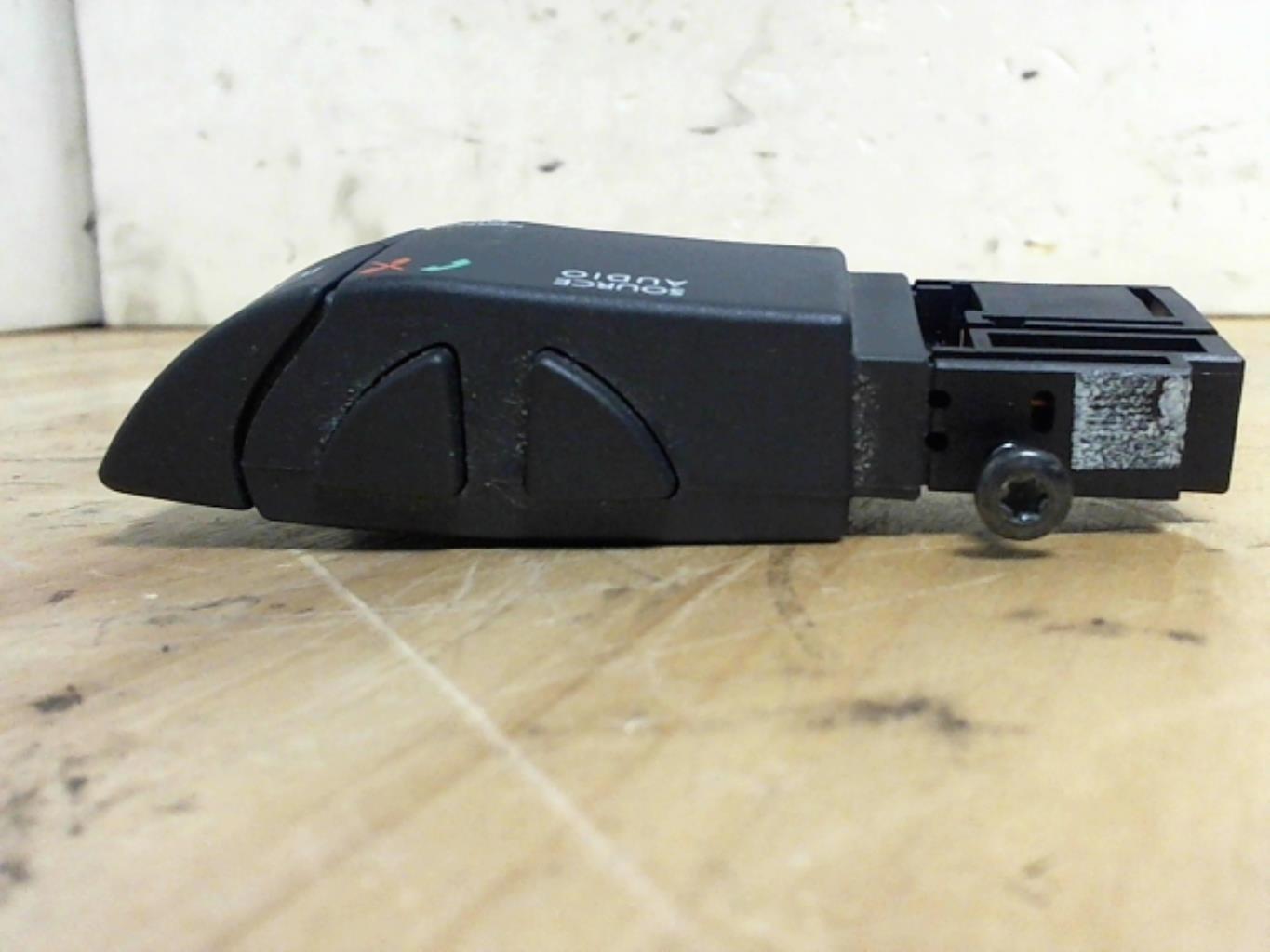 Commande autoradio RENAULT CLIO 4 PHASE 1 Diesel - 1