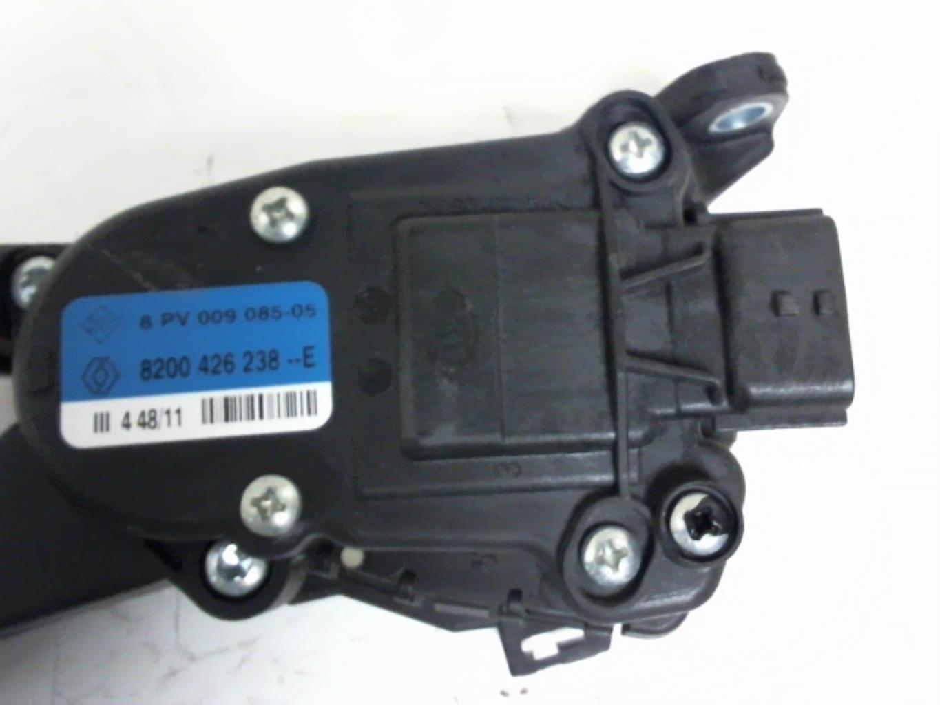 Pedale d'accelerateur RENAULT TWINGO 2 PHASE 2 Diesel - 1