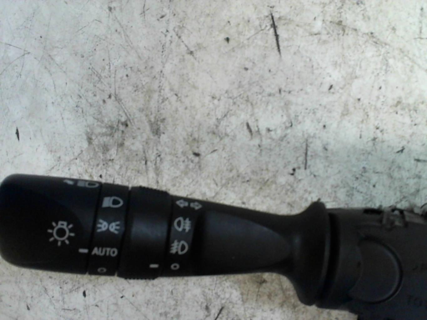 Commodo phare TOYOTA AURIS 2 PHASE 1 Essence/Hybride - 1