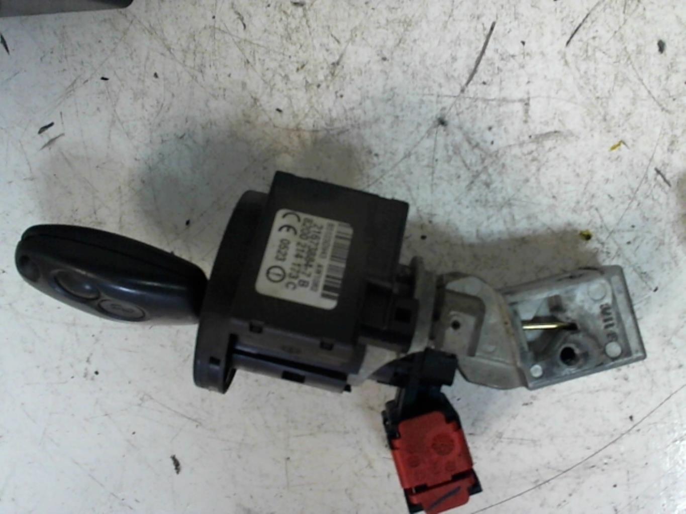 Calculateur moteur RENAULT MODUS PHASE 1 Essence - 1