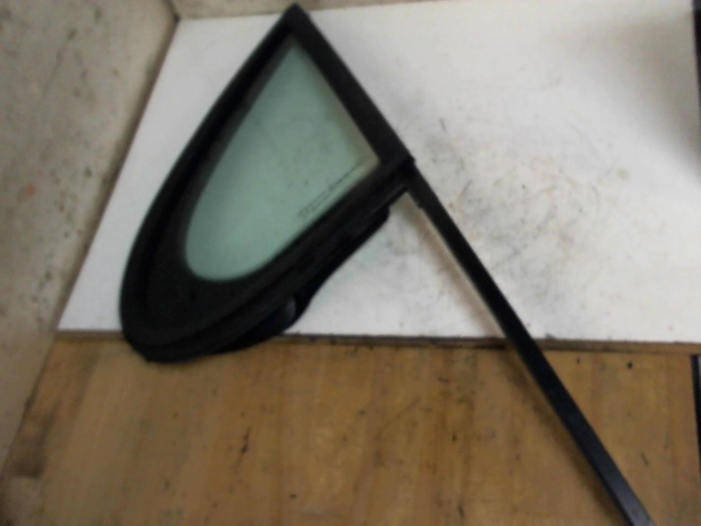 Custode avant gauche (porte) PEUGEOT 207 Diesel - 1
