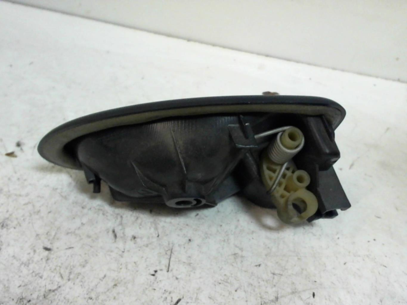 Poignee interieur avant gauche RENAULT TRAFIC 2 PHASE 1 Diesel - 1