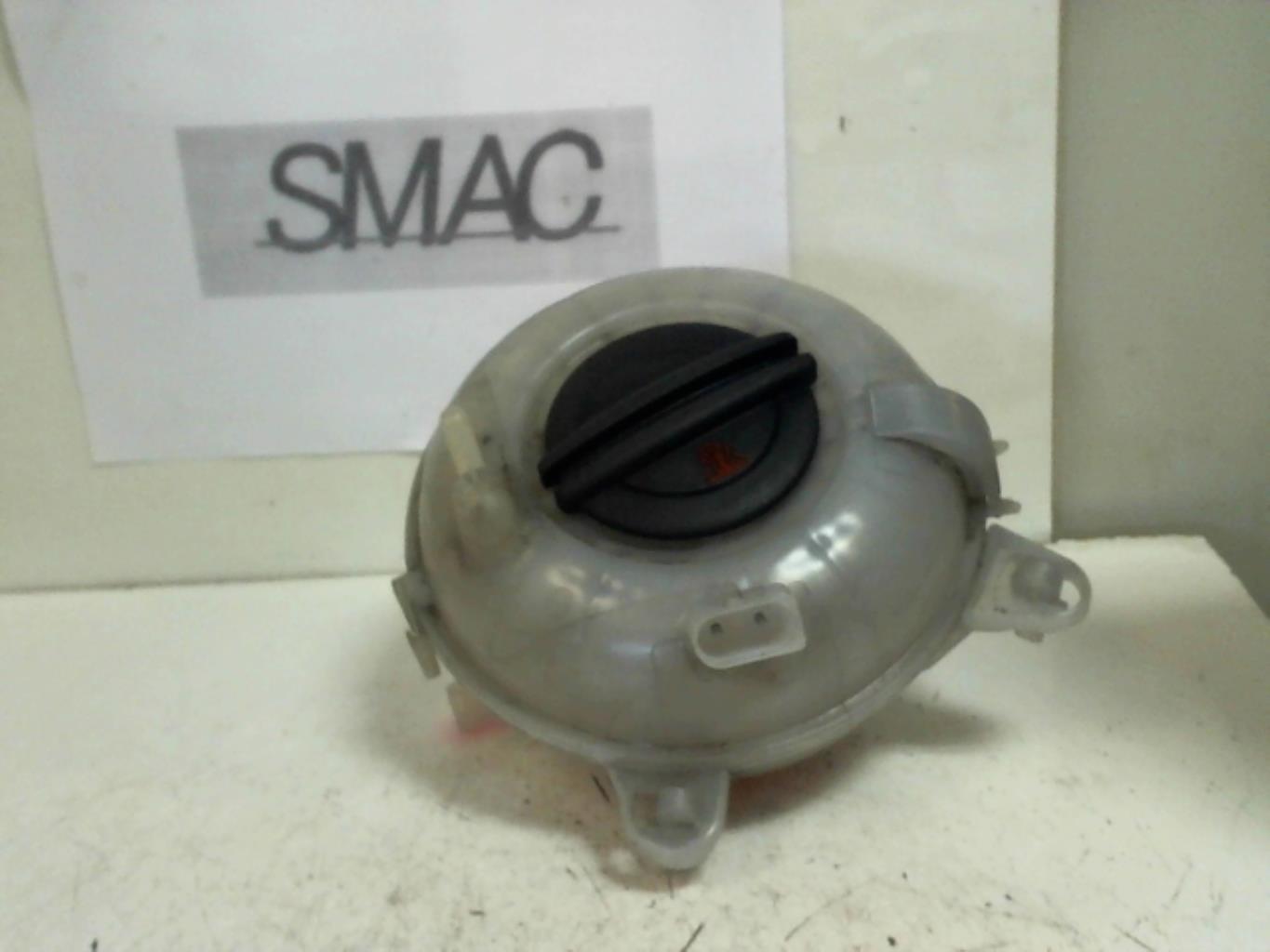 Vase d'expansion VOLKSWAGEN GOLF 7 PHASE 1 Essence - 1