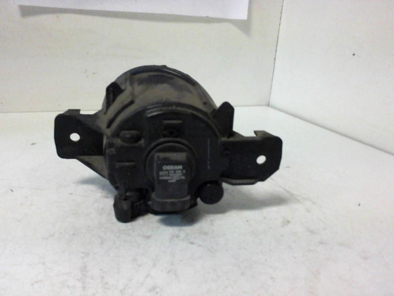 Anti brouillard droit (feux) RENAULT CLIO 2 PHASE 2 Essence - 1