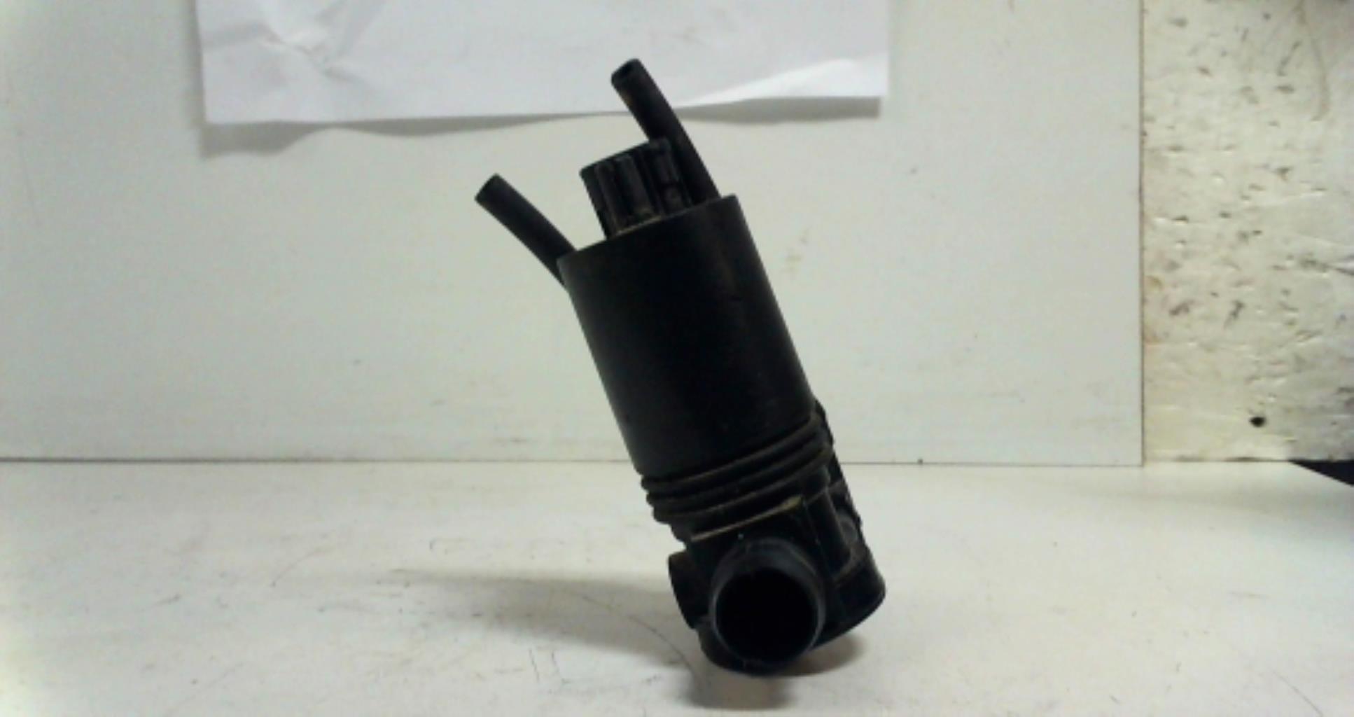Pompe lave glace avant TOYOTA COROLLA E21 Essence/Hybride - 1