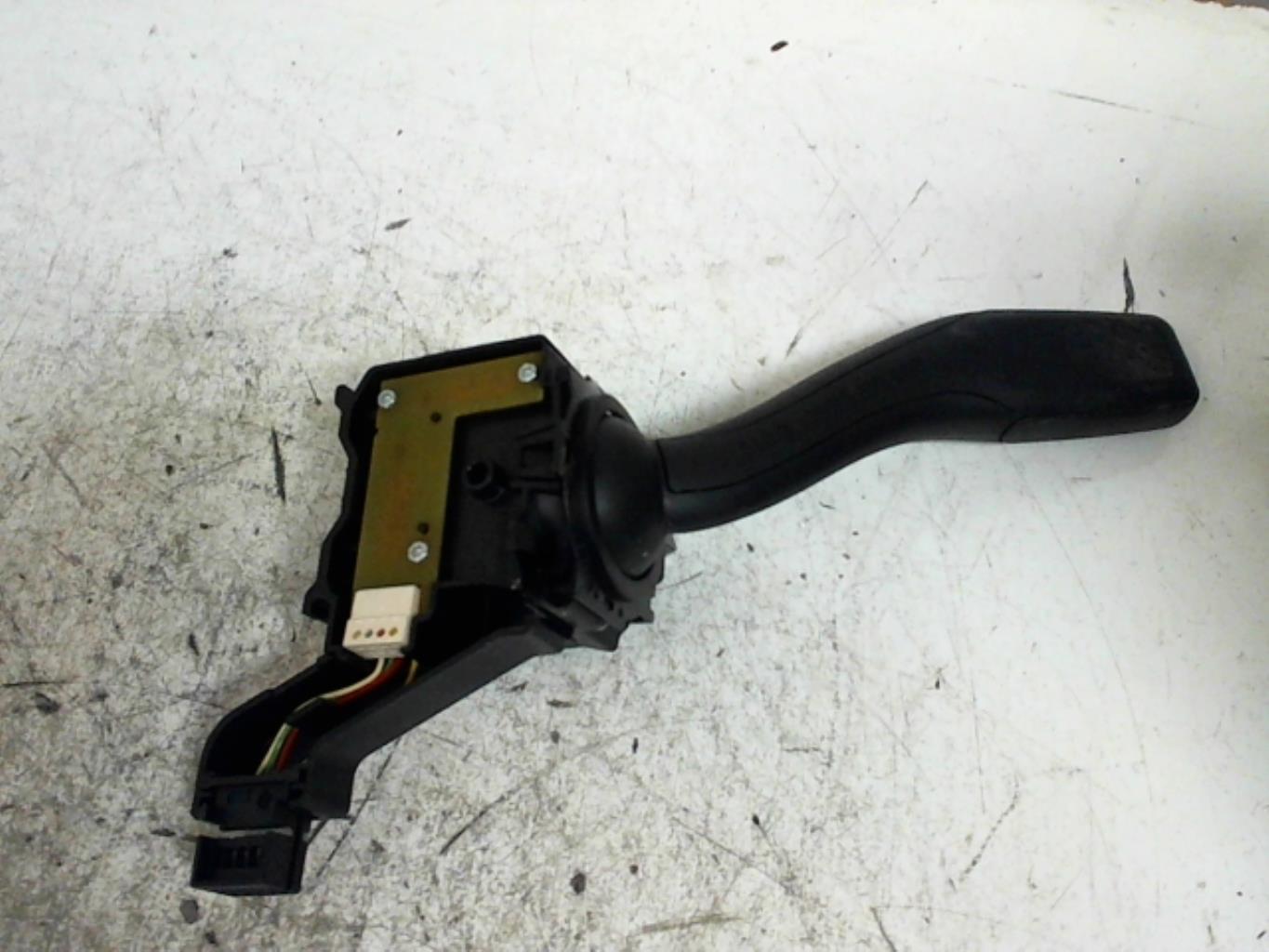 Commodo phare AUDI A3 2 S3 PHASE 2 Essence - 1