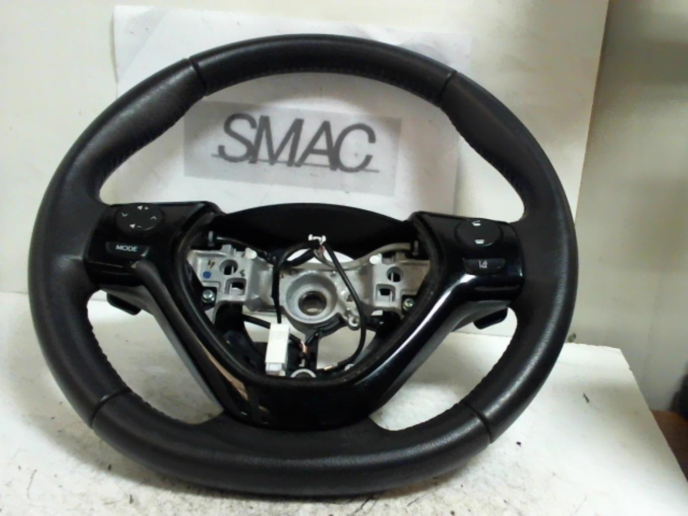 Volant TOYOTA AYGO 2 PHASE 2 Essence - 1