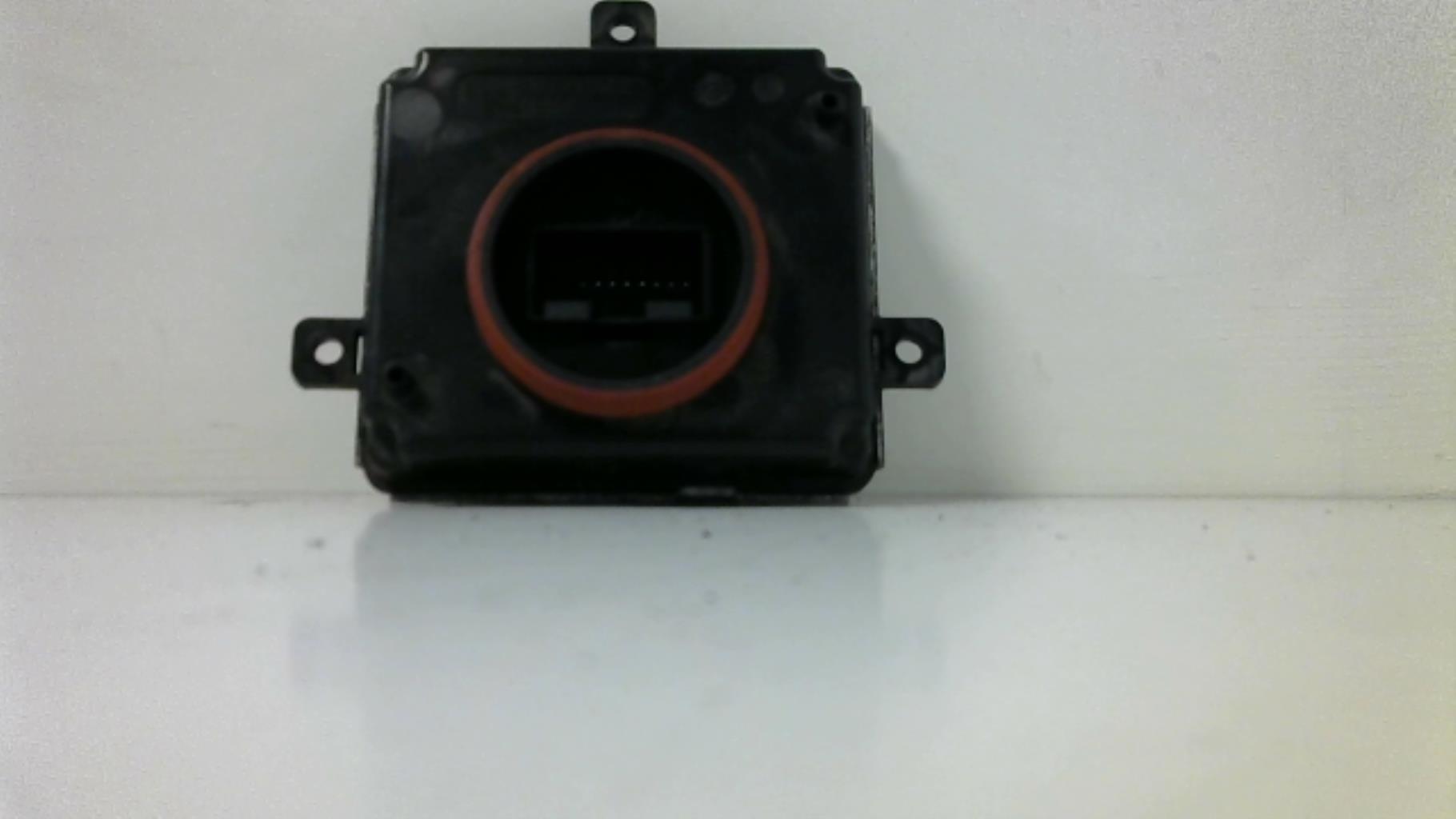 Boitier xenon VOLKSWAGEN PASSAT 7 PHASE 1 Diesel - 1