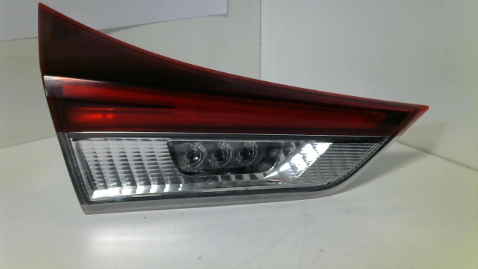 Feu arriere secondaire gauche (feux) TOYOTA AURIS 2 PHASE 2 Essence/Hybride - 1