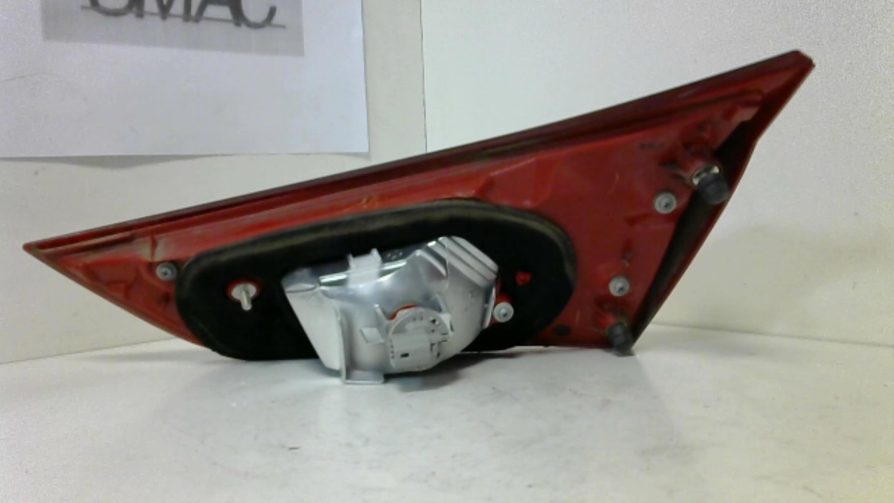 Feu arriere secondaire gauche (feux) TOYOTA AURIS 2 PHASE 1 Essence/Hybride - 1
