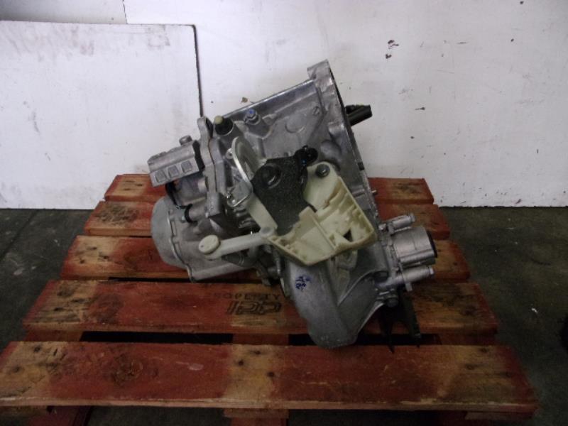Boite de vitesses PEUGEOT 2008 1 PHASE 1 Diesel - 1