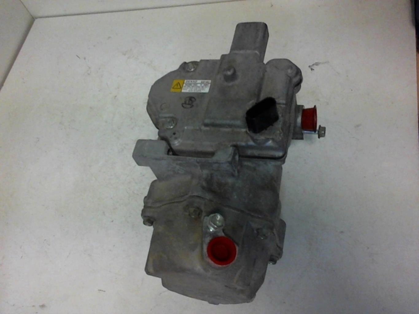 Compresseur clim TOYOTA YARIS 3 PHASE 3 Essence/Hybride - 1