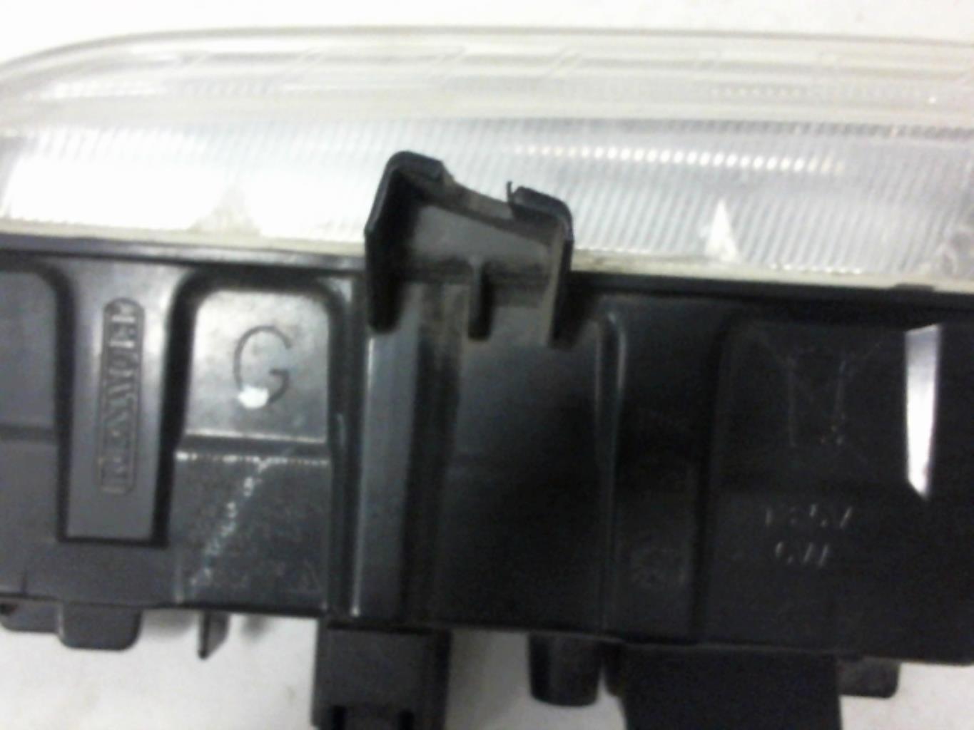 Feu diurne avant gauche RENAULT CLIO 4 PHASE 1 BREAK Diesel - 1