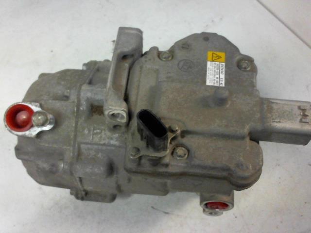 Compresseur clim TOYOTA AURIS 2 PHASE 1 Essence/Hybride - 1