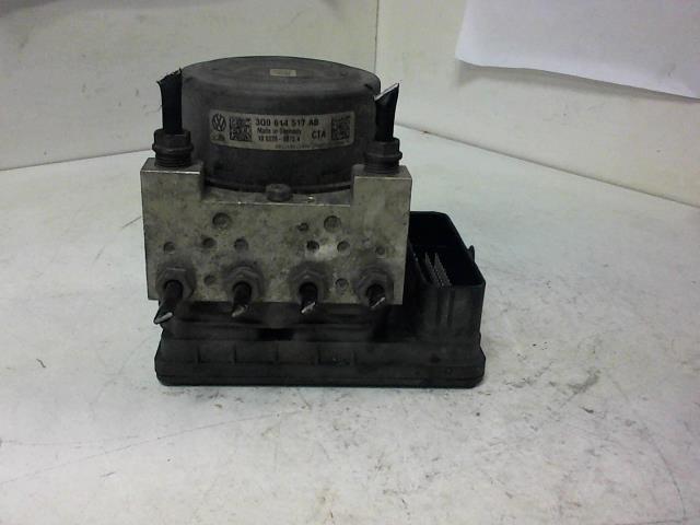 Bloc ABS (freins anti-blocage) VOLKSWAGEN PASSAT 7 PHASE 1 Diesel - 1