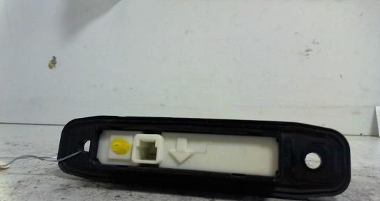 Bouton de coffre TOYOTA YARIS 3 PHASE 1 Essence - 1