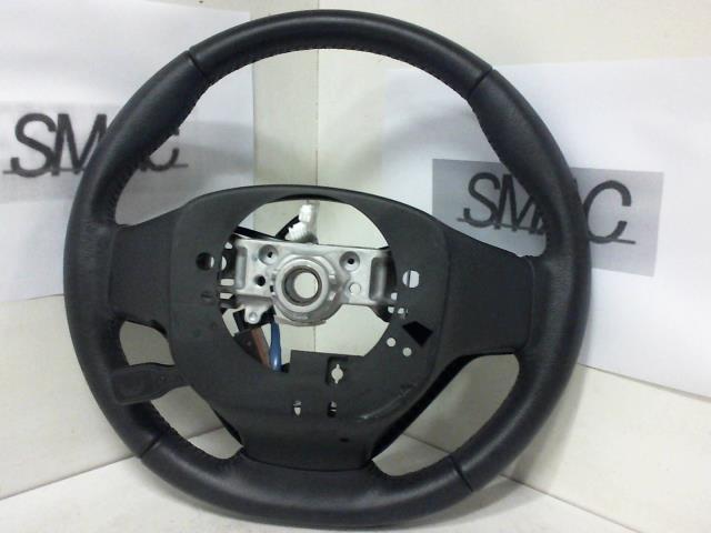 Volant TOYOTA AYGO 2 PHASE 1 Essence - 1