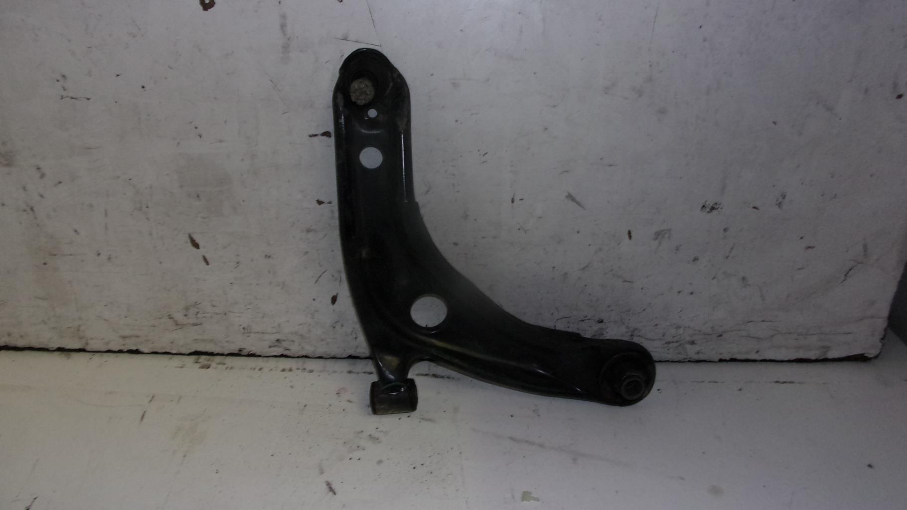 Triangle avant droit TOYOTA YARIS 3 PHASE 2 Essence - 1