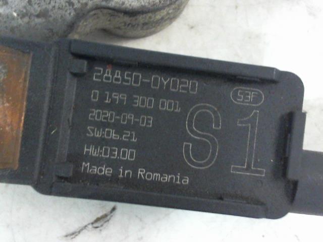Porte fusible TOYOTA COROLLA E21 BREAK Essence/Hybride - 1