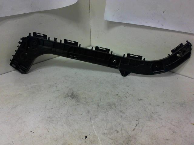 Support de pare chocs arriere TOYOTA COROLLA E21 BREAK Essence/Hybride - 1