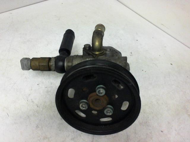 Pompe de direction VOLKSWAGEN GOLF 4 Essence - 1