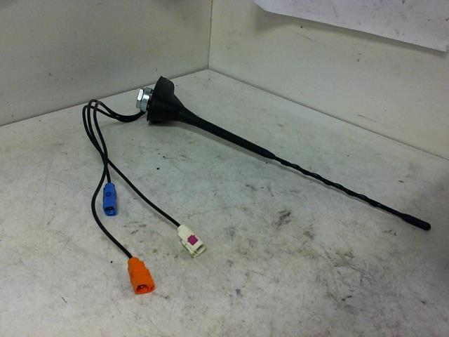 Antenne CITROEN C3 3 PHASE 1 Essence - 1