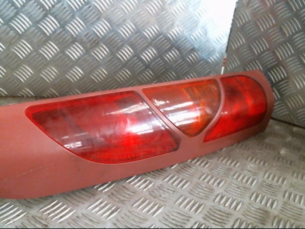 Fanale posteriore principale sinistro (luci) RENAULT KANGOO 1 PHASE 1 Diésel - 1
