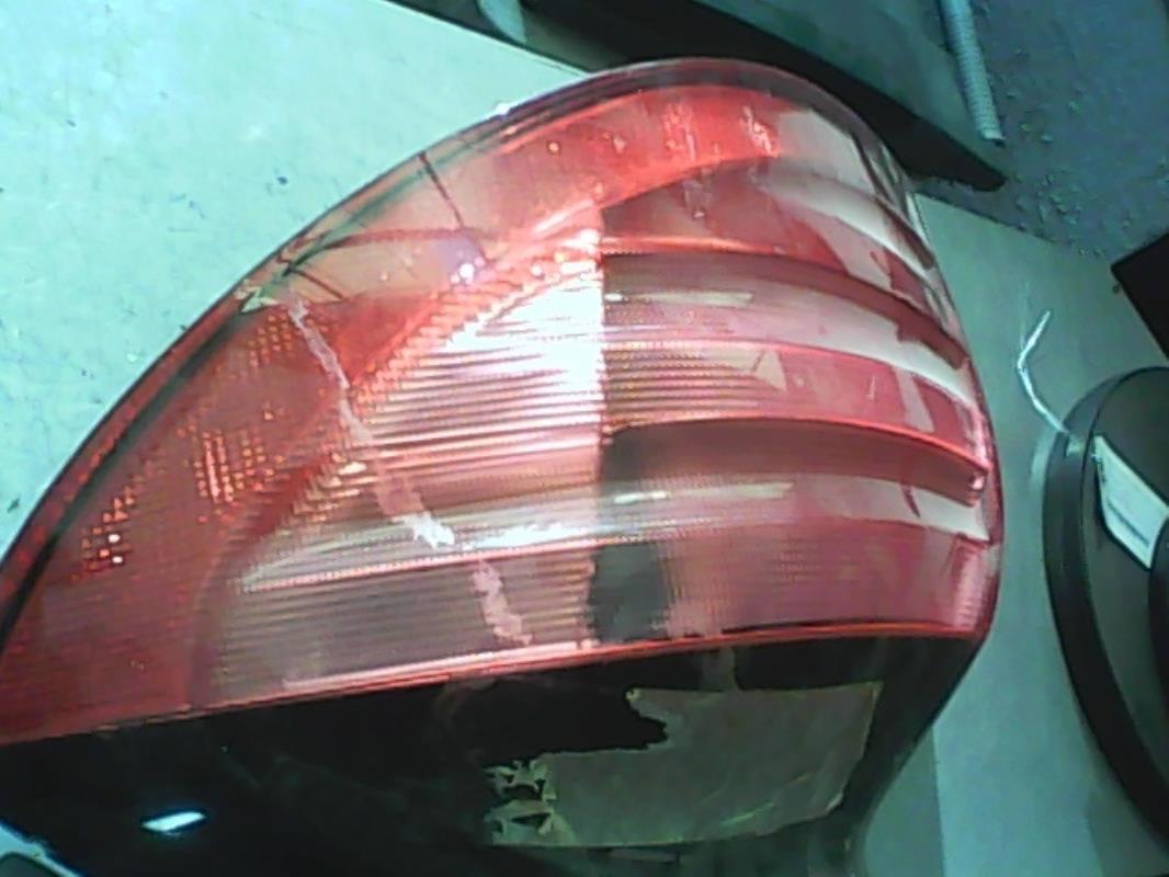 Fanale posteriore principale destro (luci) MERCEDES CLASSE C 203 COUPE SPORT PHASE 1 Gasolina - 1