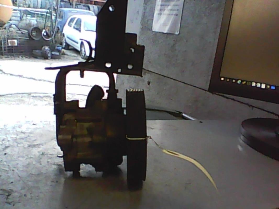 Pompe de direction CITROEN C8 Diesel - 1
