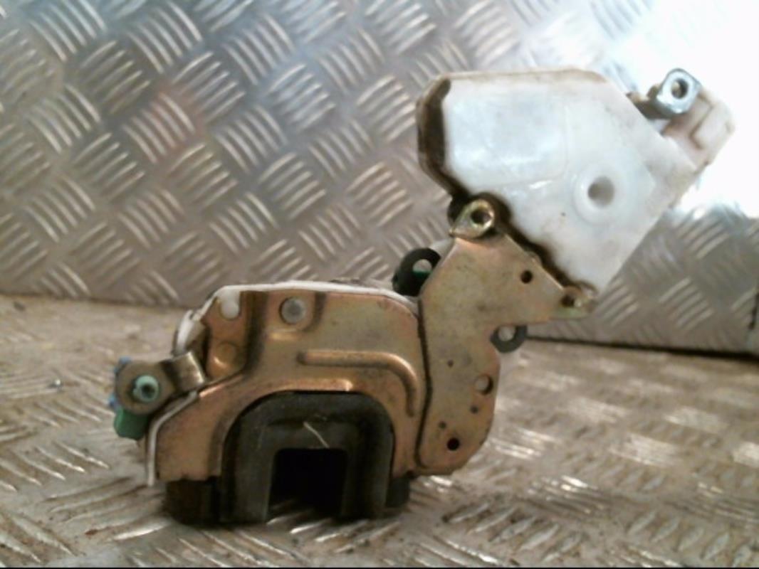 Chiusura centralizzata anteriore sinistra NISSAN ALMERA 1 PHASE 2 Gasolina - 1