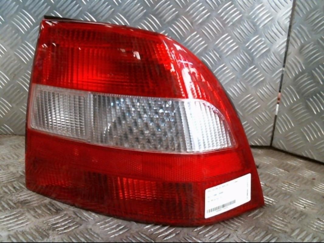 Fanale posteriore principale destro (luci) OPEL VECTRA B PHASE 1 Diésel - 1