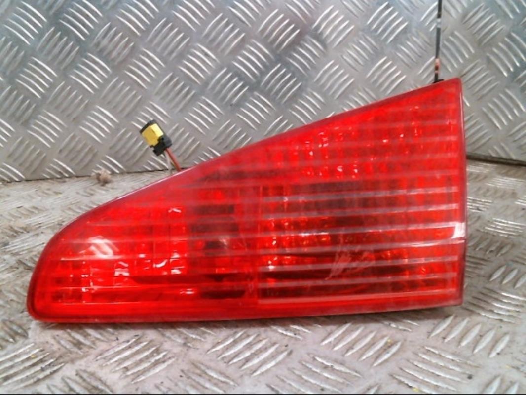 Feu arriere secondaire droit (feux) PEUGEOT 607 PHASE 1 Diesel - 1