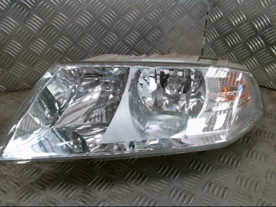 Gruppo ottico anteriore principale sinistro (luci)(faro) SKODA OCTAVIA 2 PHASE 1 Diésel - 1