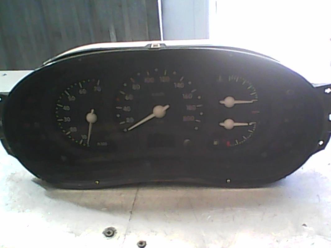 Compteur RENAULT CLIO 2 PHASE 1 Essence - 1