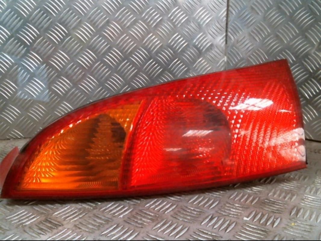 Fanale posteriore principale sinistro (luci) FORD FOCUS 1 Gasolina - 1