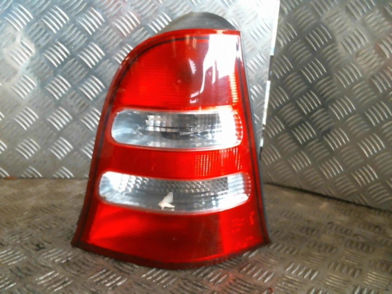 Fanale posteriore principale destro (luci) MERCEDES CLASSE A 168 PHASE 2 Diésel - 1