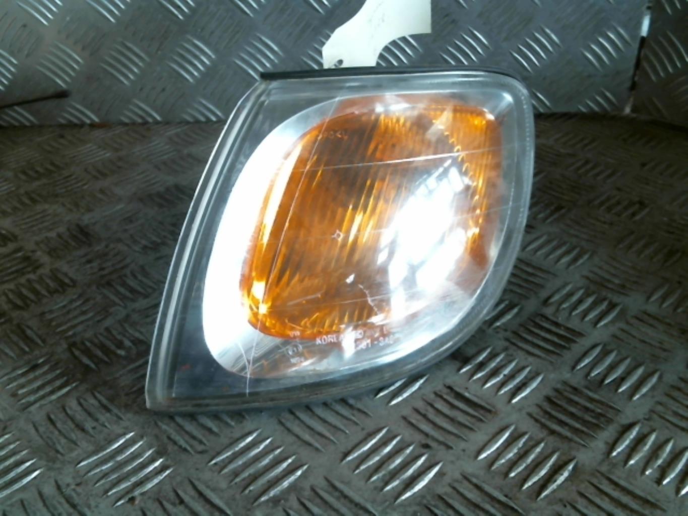 Gruppo ottico anteriore secondario sinistro (luci)(freccia) HYUNDAI TRAJET Diésel - 1